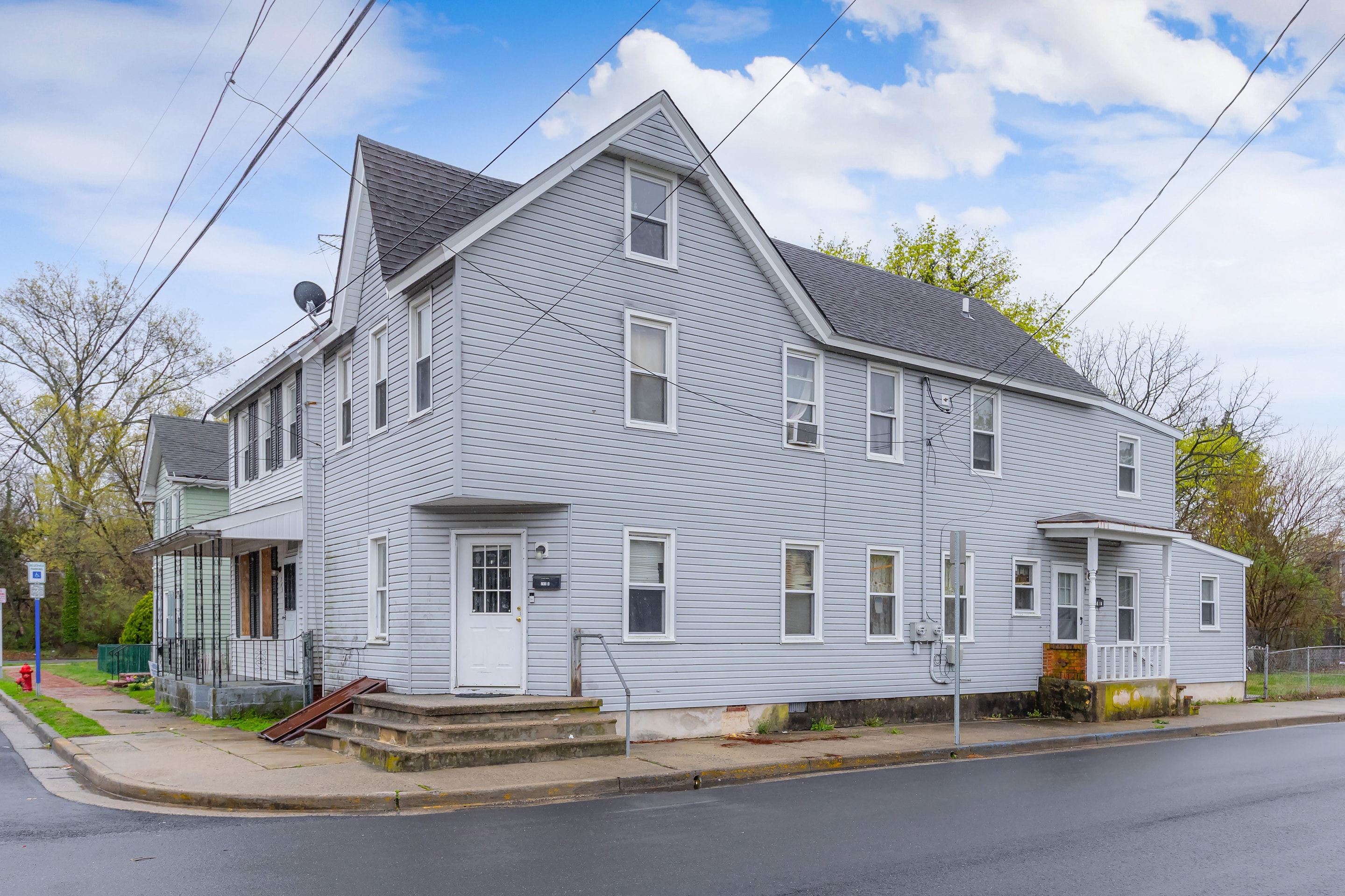 243B Wesley
